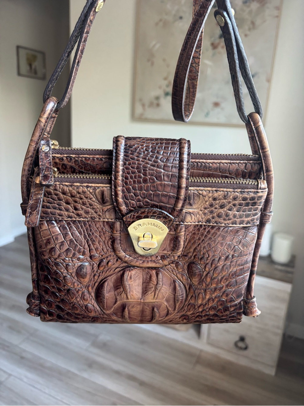 Brahmin Melbourne Vintage Organizer Crossbody Wallet Brown Croc Embossed Leather
